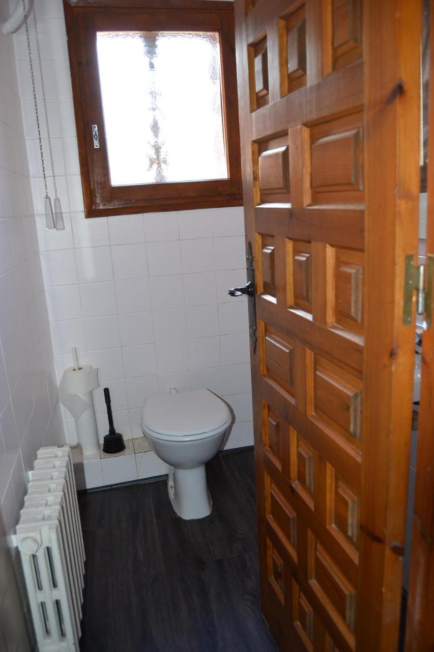 Amplio Apartamento en Llivia con piscina Exterior foto