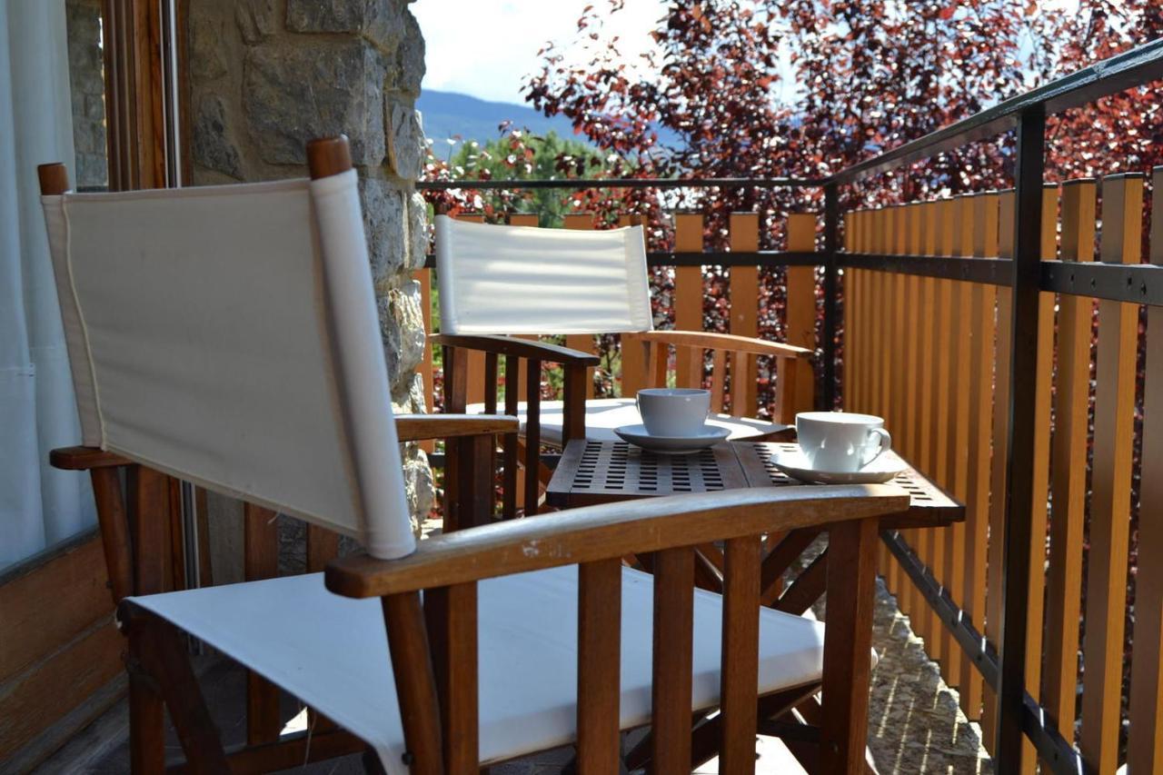 Amplio Apartamento en Llivia con piscina Exterior foto